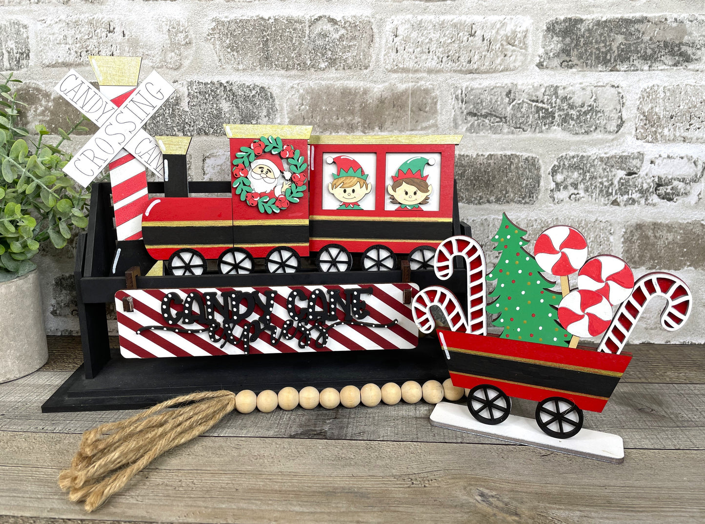 Christmas Train Interchangeable Kit (Wagon / Raised Shelf)