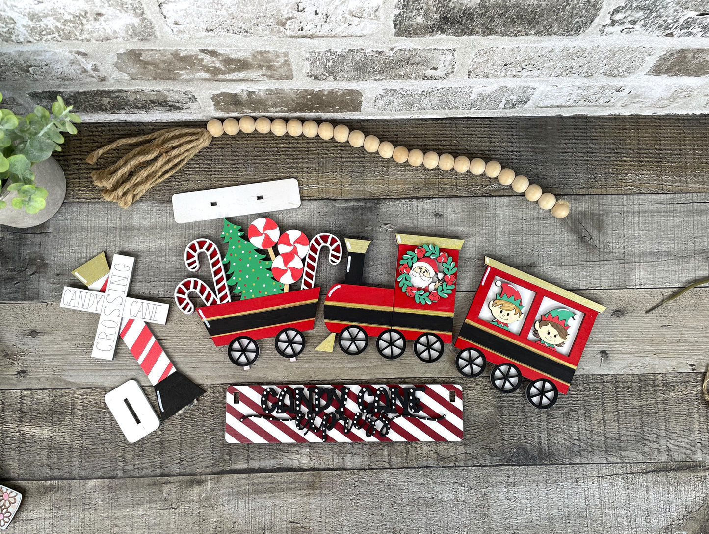 Christmas Train Interchangeable Kit (Wagon / Raised Shelf)