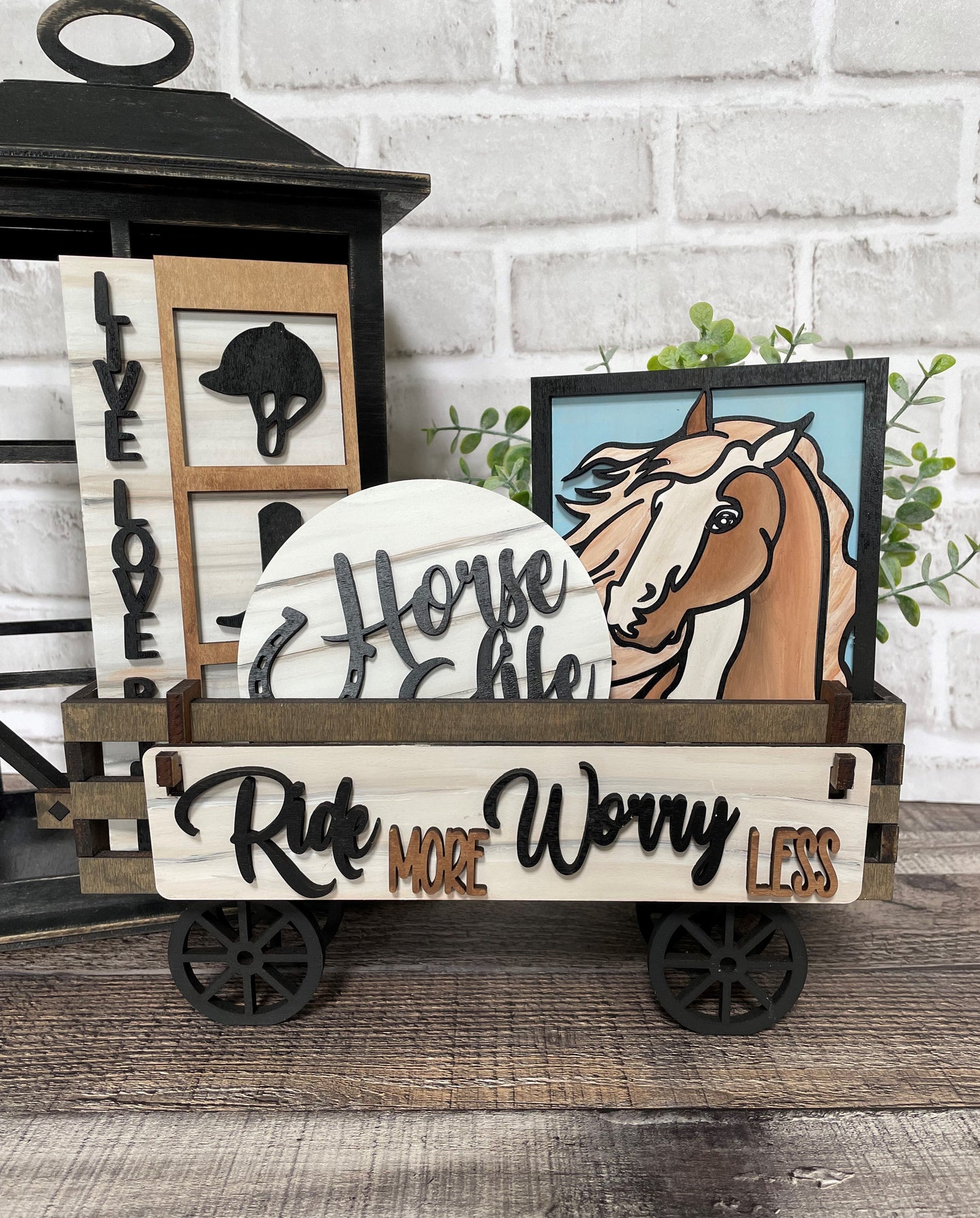 Horses Interchangeable Project (Wagon / Raised Shelf)